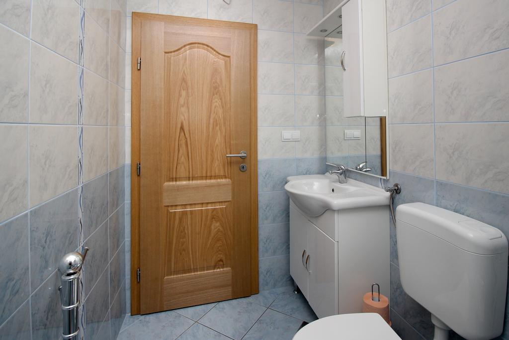 Apartments Koritnik 푸나트 객실 사진