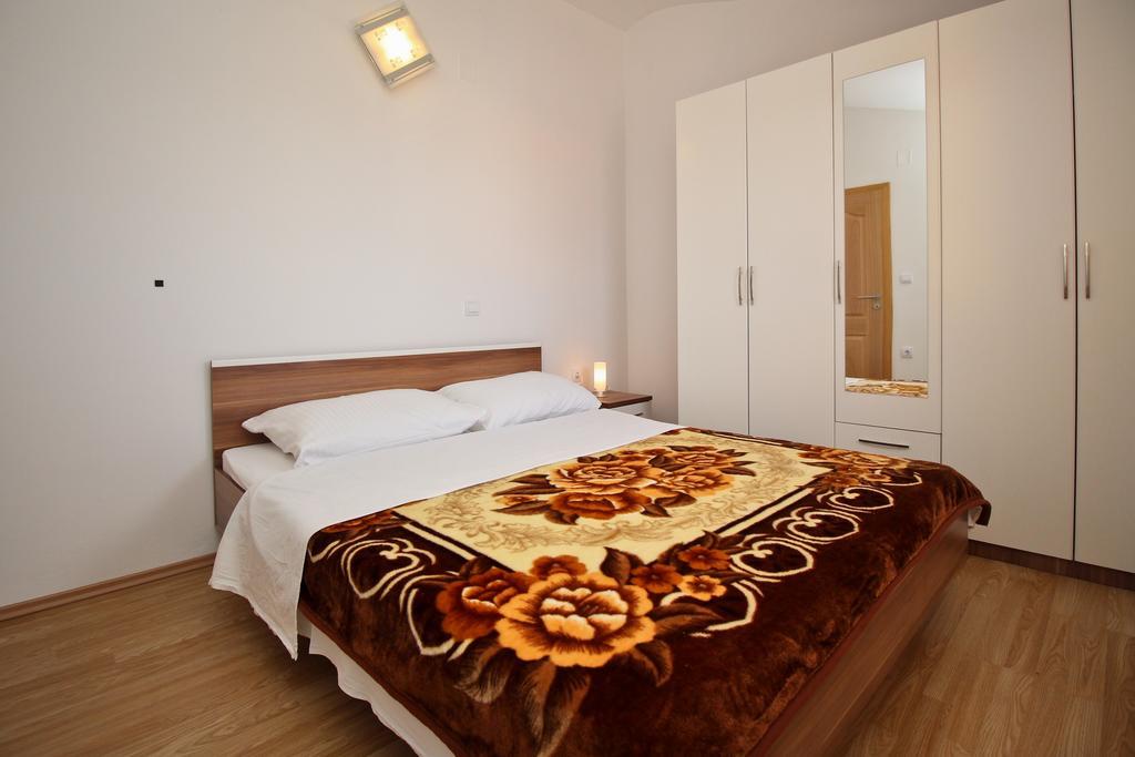 Apartments Koritnik 푸나트 외부 사진