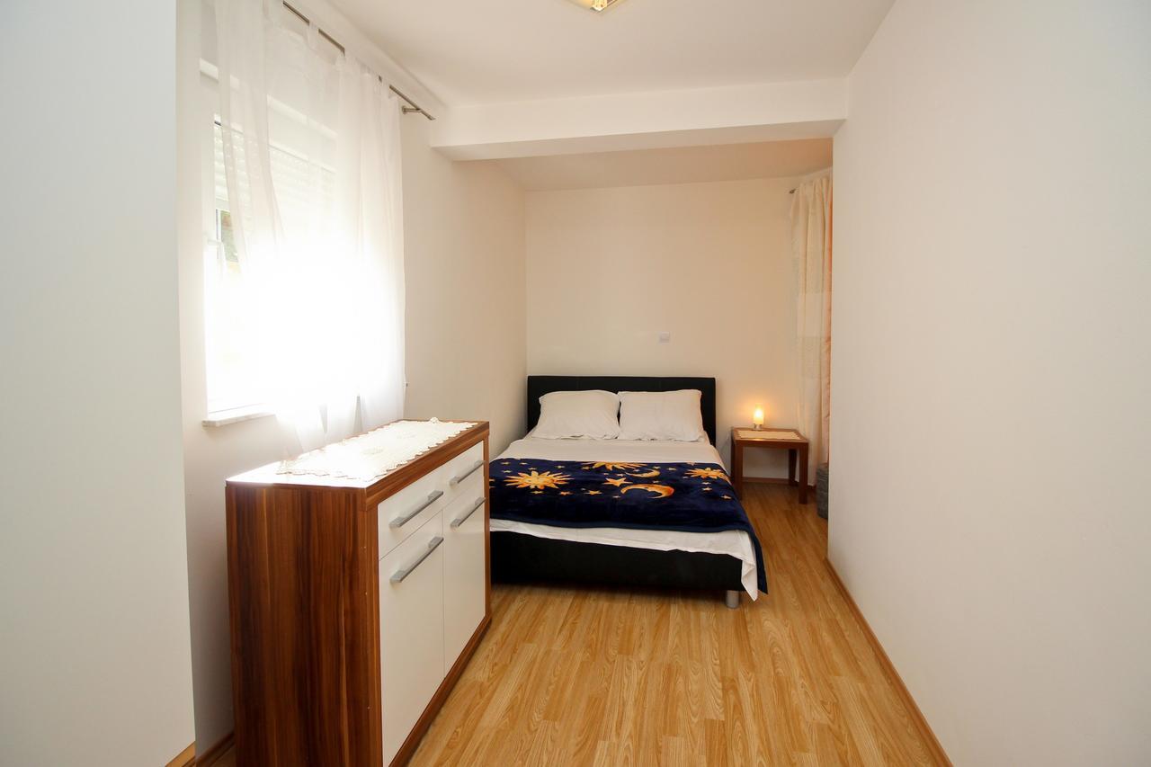 Apartments Koritnik 푸나트 외부 사진