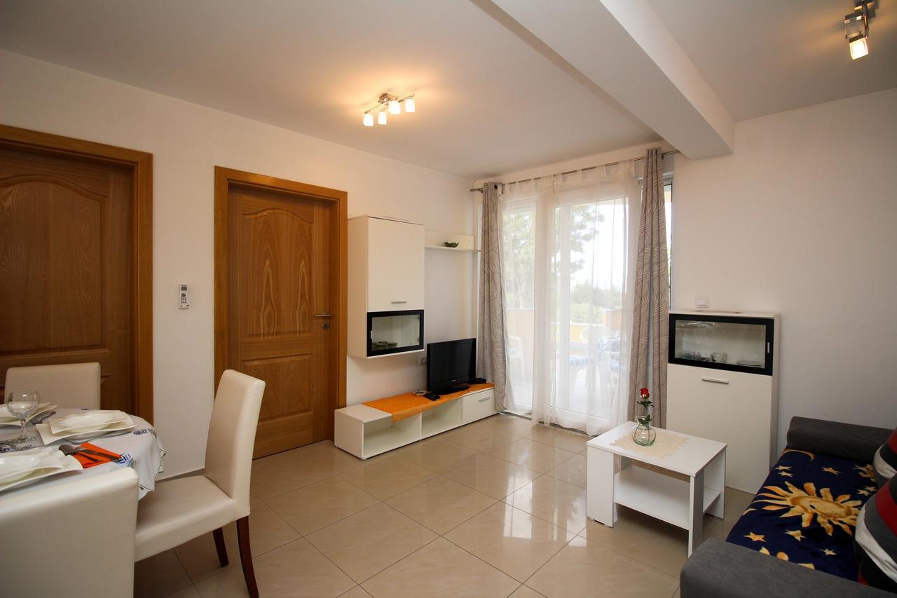Apartments Koritnik 푸나트 외부 사진