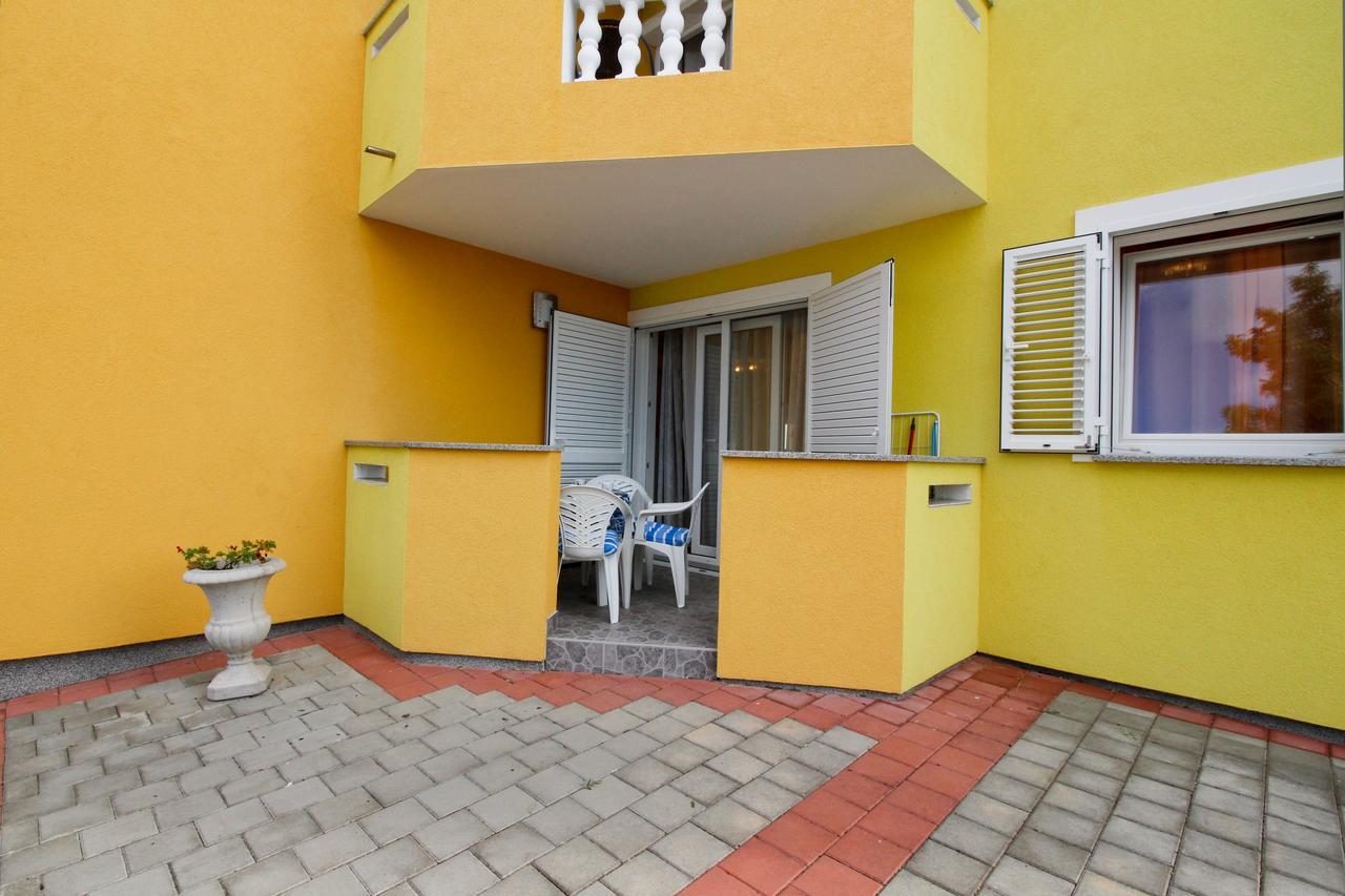Apartments Koritnik 푸나트 외부 사진