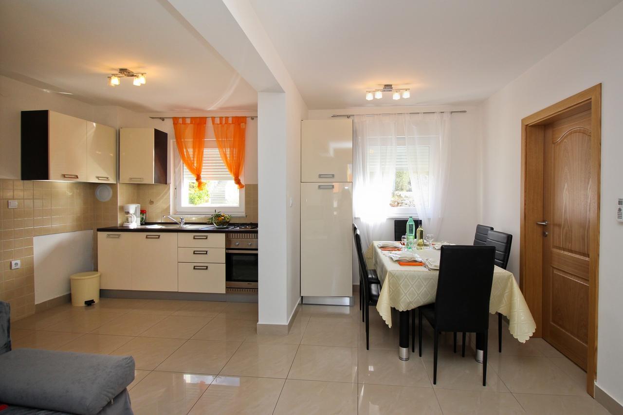 Apartments Koritnik 푸나트 외부 사진
