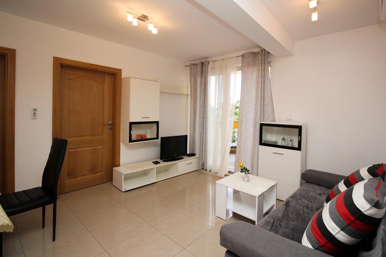 Apartments Koritnik 푸나트 외부 사진