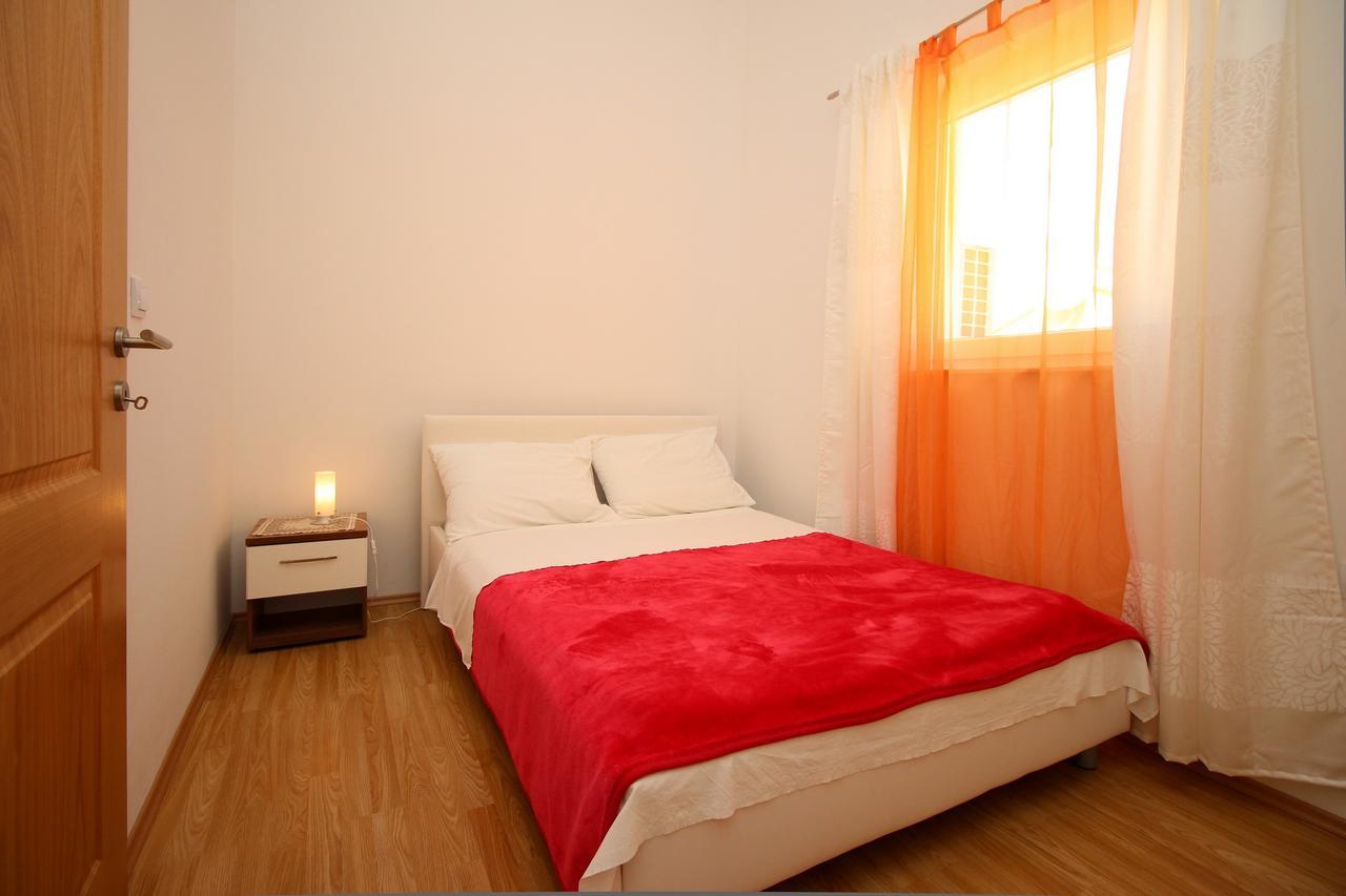 Apartments Koritnik 푸나트 외부 사진