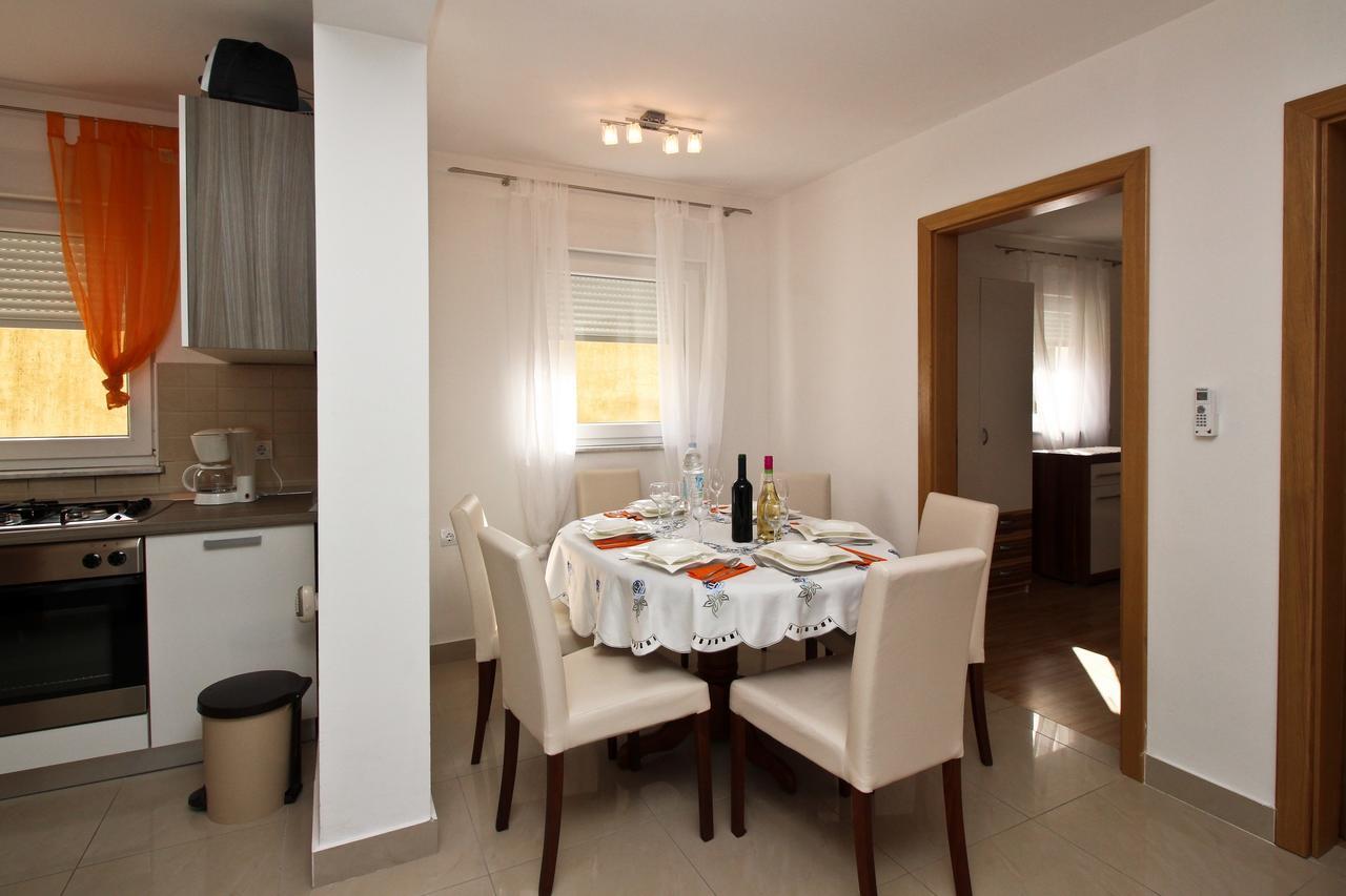 Apartments Koritnik 푸나트 외부 사진